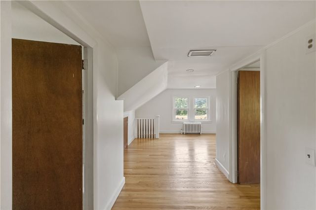 90 Hilltop Road, East Providence, RI 02914