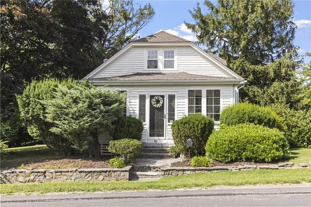 90 Hilltop Road, East Providence, RI 02914