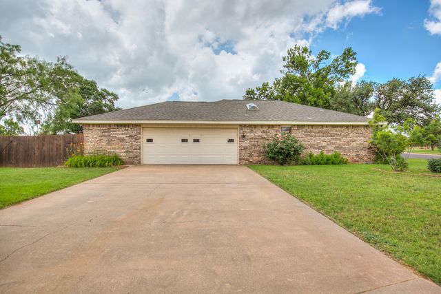 242 Burlington Road, San Angelo, TX 76901