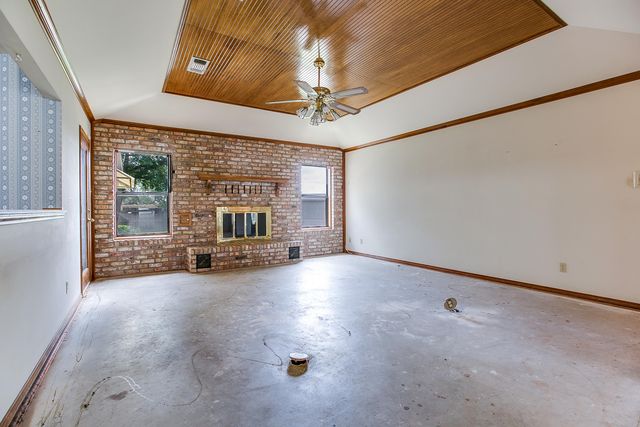 242 Burlington Road, San Angelo, TX 76901
