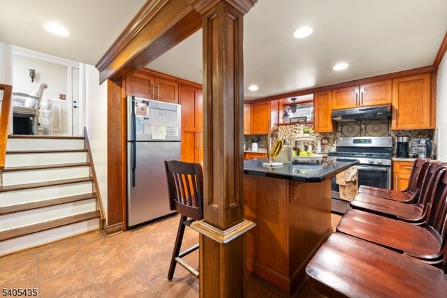 437 Durling Rd, Union Twp., NJ 07083