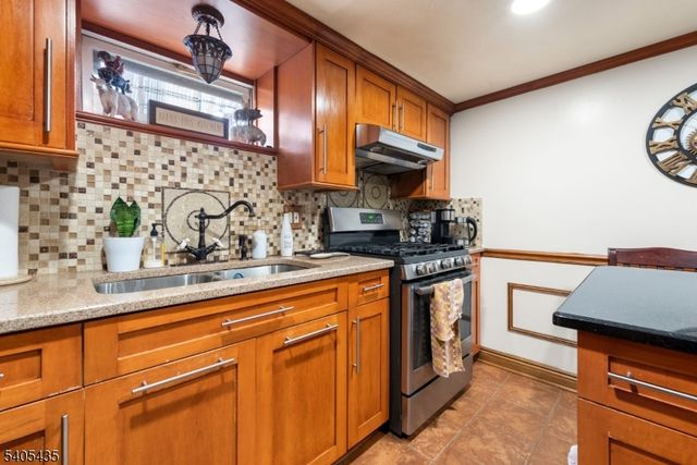 437 Durling Rd, Union Twp., NJ 07083