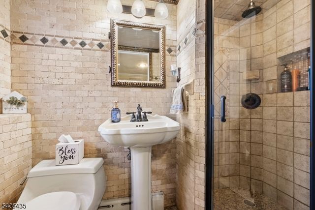 437 Durling Rd, Union Twp., NJ 07083