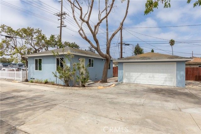 2218 Placentia A, Costa Mesa, CA 92627