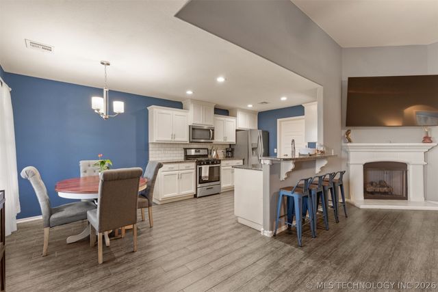 10302 N 98th East Avenue, Owasso, OK 74055