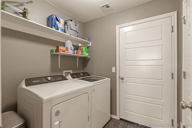 10302 N 98th East Avenue, Owasso, OK 74055