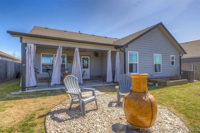 10302 N 98th East Avenue, Owasso, OK 74055