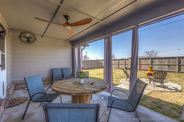 10302 N 98th East Avenue, Owasso, OK 74055