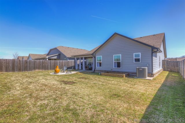 10302 N 98th East Avenue, Owasso, OK 74055