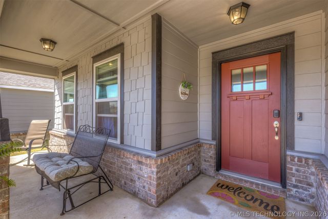 10302 N 98th East Avenue, Owasso, OK 74055