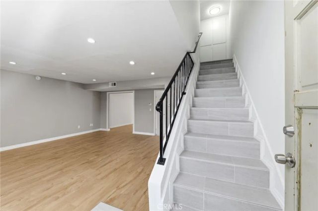 8633 Balboa 20, Northridge, CA 91325