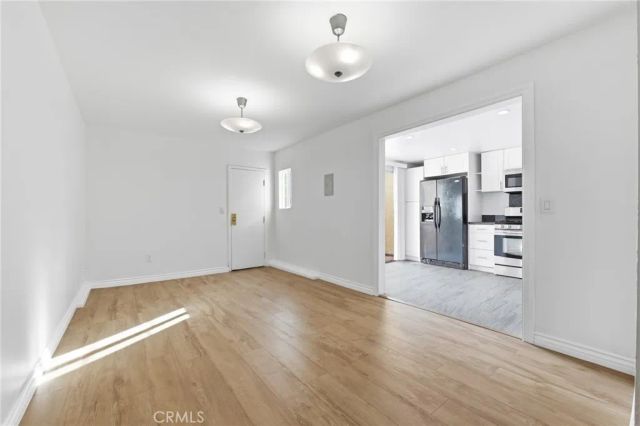 8633 Balboa 20, Northridge, CA 91325