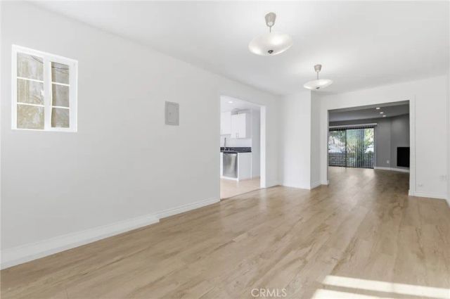 8633 Balboa 20, Northridge, CA 91325