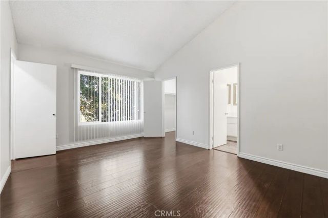 8633 Balboa 20, Northridge, CA 91325