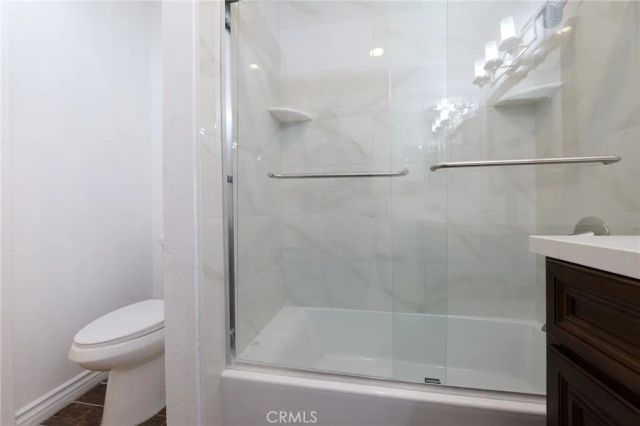 8633 Balboa 20, Northridge, CA 91325