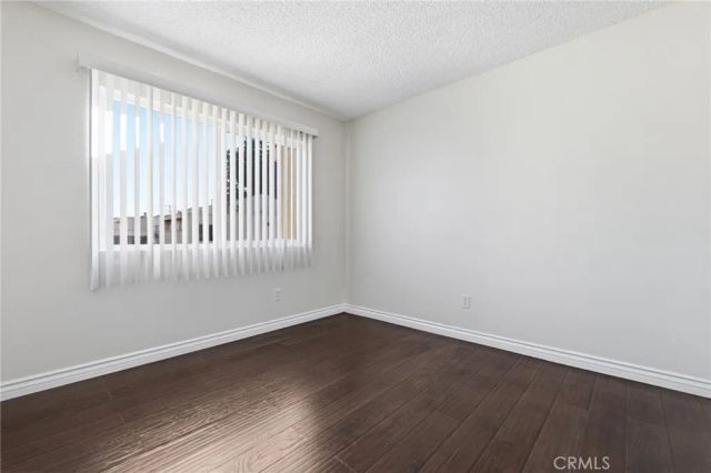 8633 Balboa 20, Northridge, CA 91325