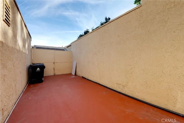 8633 Balboa 20, Northridge, CA 91325