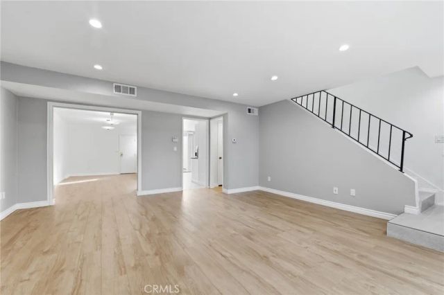 8633 Balboa 20, Northridge, CA 91325