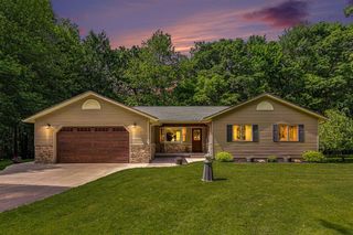 11024 W Peck Lake Road, Lowell, MI 49331