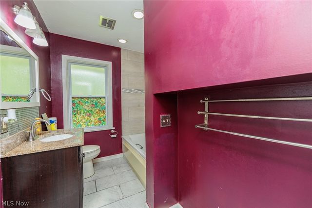 8617 Broadview Road, Broadview Heights, OH 44147