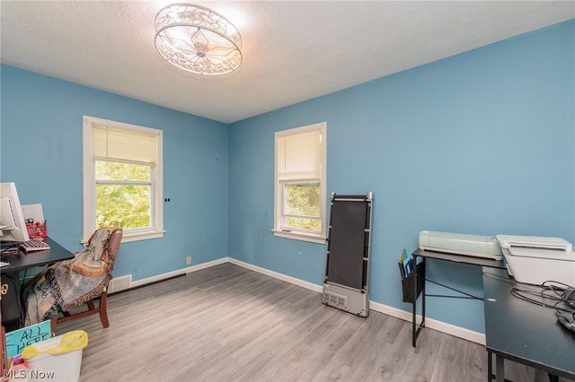 8617 Broadview Road, Broadview Heights, OH 44147