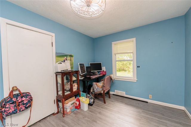 8617 Broadview Road, Broadview Heights, OH 44147
