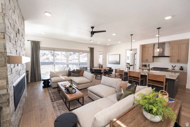 11493 N DEEPWATER DR, Hideout, UT 84036