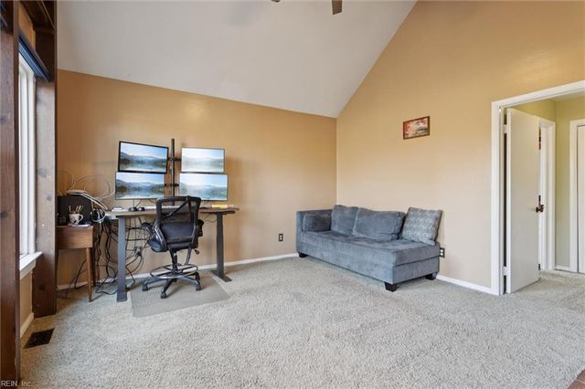 2210 Wolfsnare RD, Virginia Beach, VA 23454