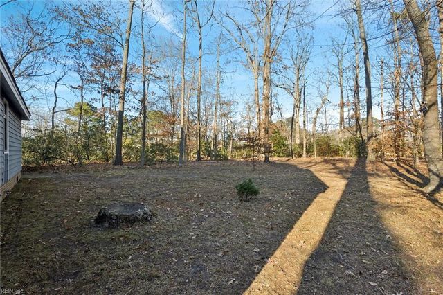 2210 Wolfsnare RD, Virginia Beach, VA 23454