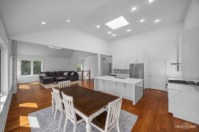 7625 Dunham Road, Woodridge, IL 60517