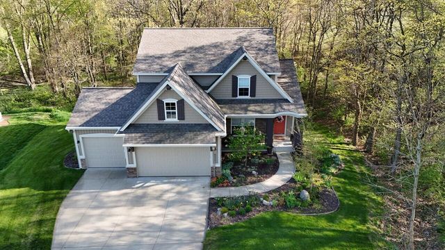 111 Muirfield Court NE, Rockford, MI 49341