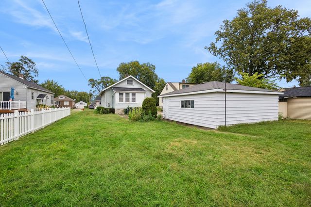 3347 Washington Street, Lansing, IL 60438