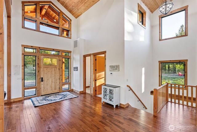 42524 Dean Kreger Rd E, Eatonville, WA 98328