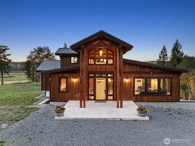 42524 Dean Kreger Rd E, Eatonville, WA 98328