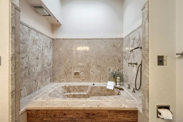 8107 W 71st Place, Arvada, CO 80004