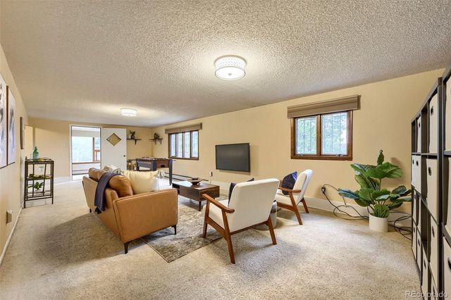 8107 W 71st Place, Arvada, CO 80004