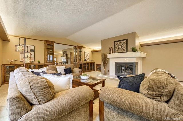 8107 W 71st Place, Arvada, CO 80004