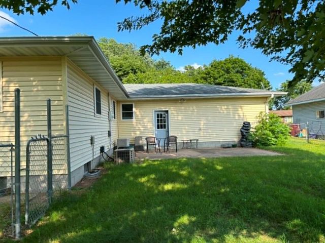 2944 Saturn Avenue, Eau Claire, WI 54703