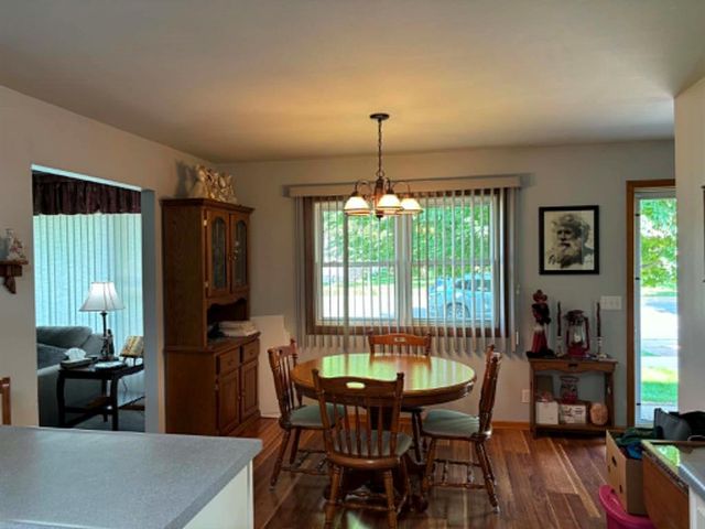 2944 Saturn Avenue, Eau Claire, WI 54703