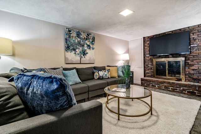 12 Durso Ave SF, Malden, MA 02148