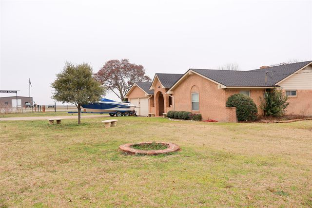 6667 Silver Saddle Road, Fort Worth, TX 76126