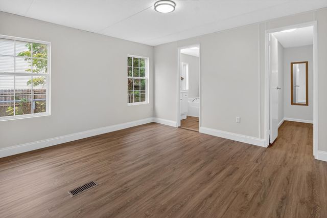 2812 N 1St St, St Augustine, FL 32084