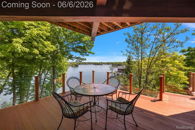 781 Windy Fields Court, Addison Township, MI 48367