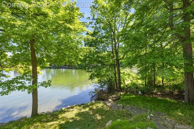 781 Windy Fields Court, Addison Township, MI 48367