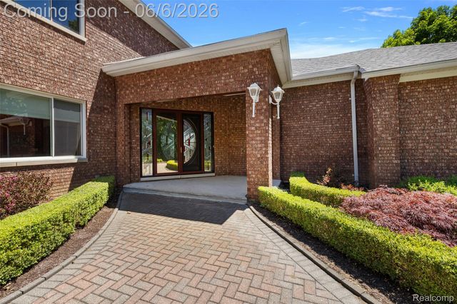 781 Windy Fields Court, Addison Township, MI 48367