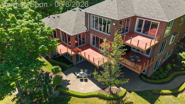 781 Windy Fields Court, Addison Township, MI 48367