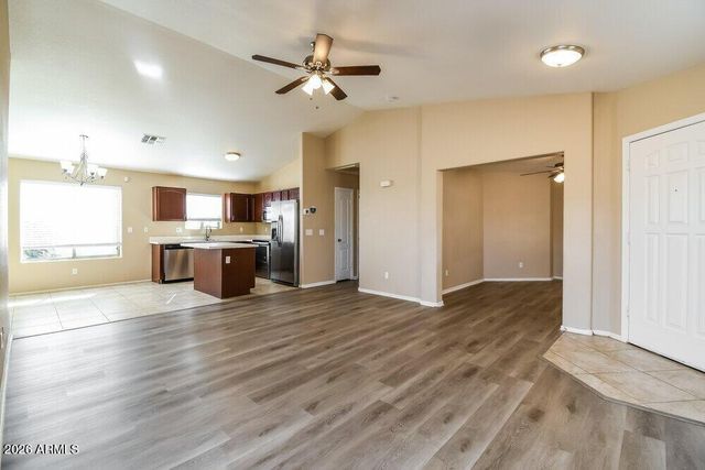 28953 N Coal Avenue, San Tan Valley, AZ 85143