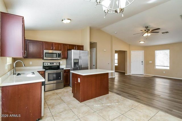 28953 N Coal Avenue, San Tan Valley, AZ 85143