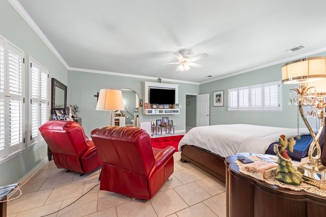 157 Wharton Rd, Kerrville, TX 78028