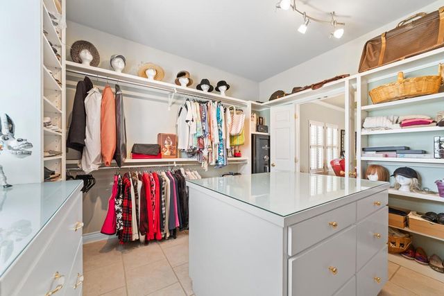 157 Wharton Rd, Kerrville, TX 78028
